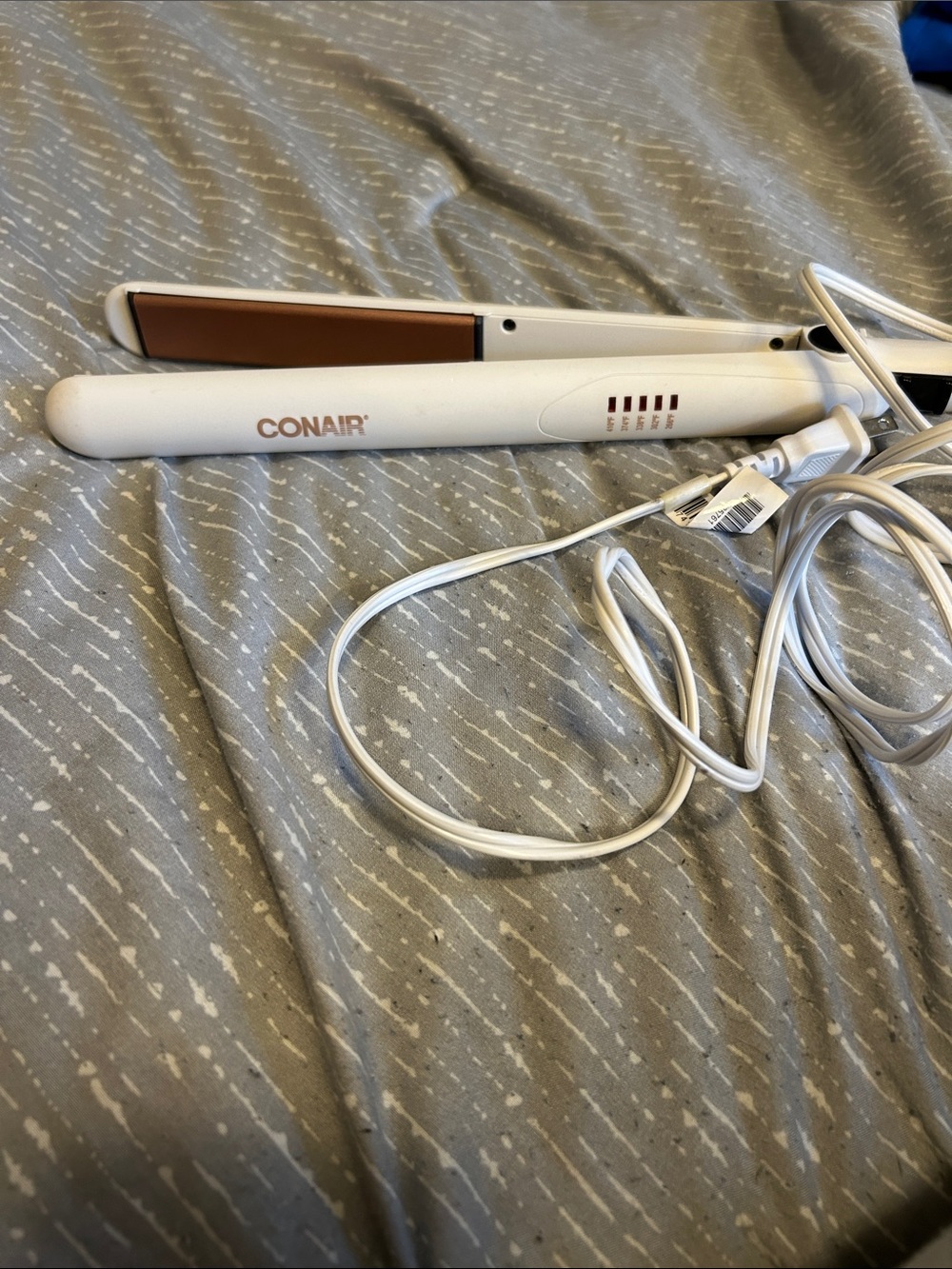Conair White Ceramic Hair Straightener - White